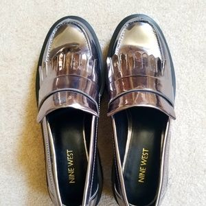 Nine West Fringe loafers